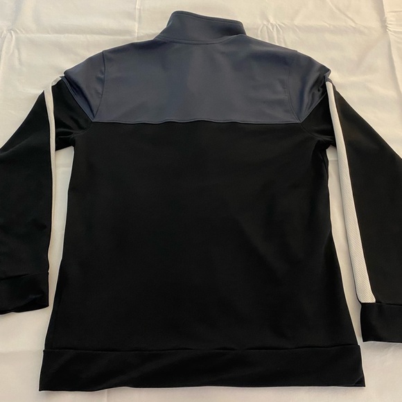 Under Armour full-length zip-up performance jacket - Size M - Picture 5 of 5